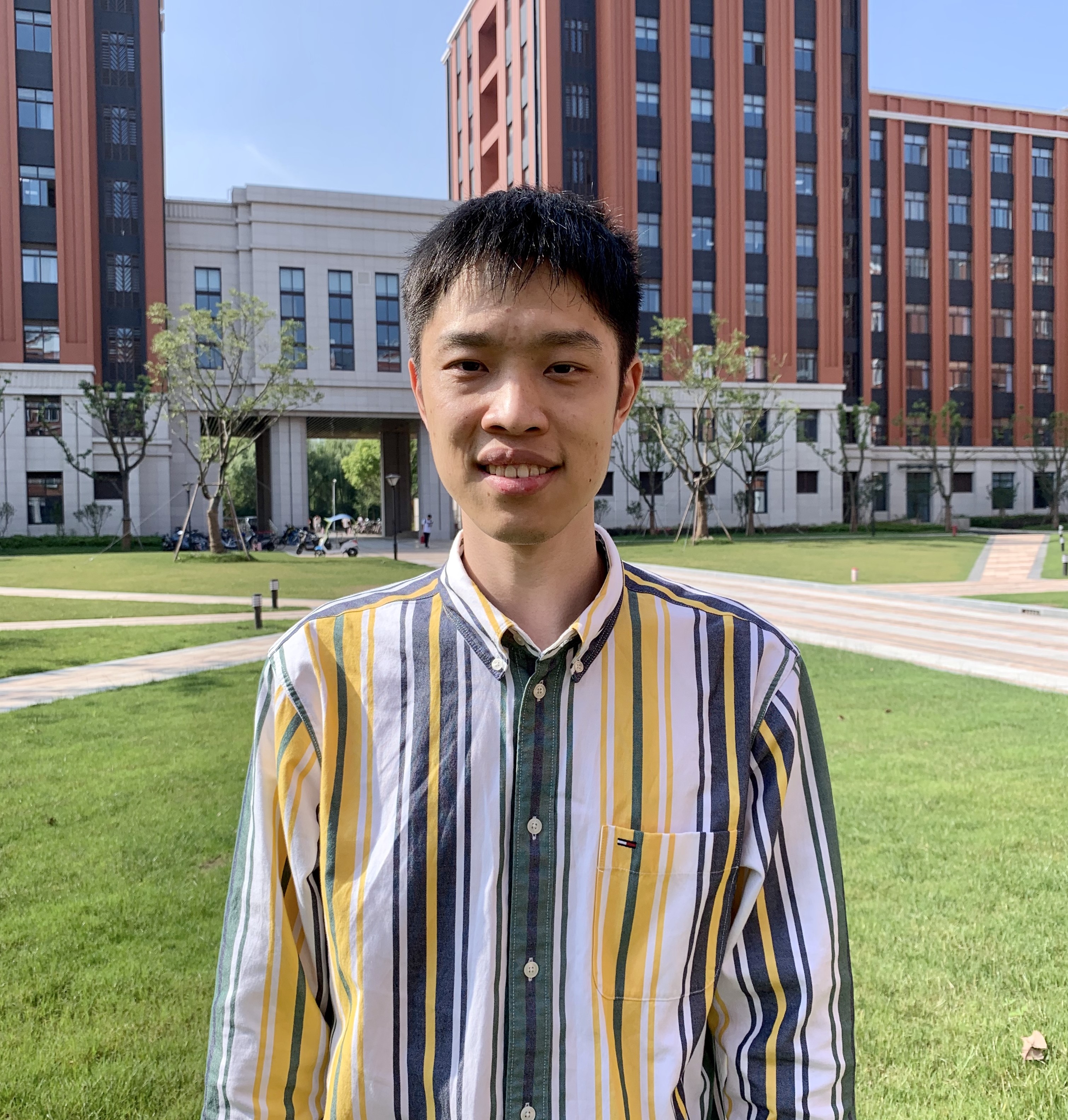 Yaoyu Zhang bio photo